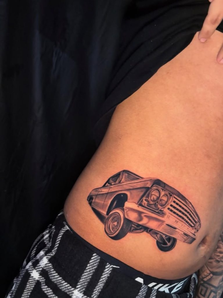 Apocalipsis-Tattoos-Vehiculos-Camioneta-Clasica-044